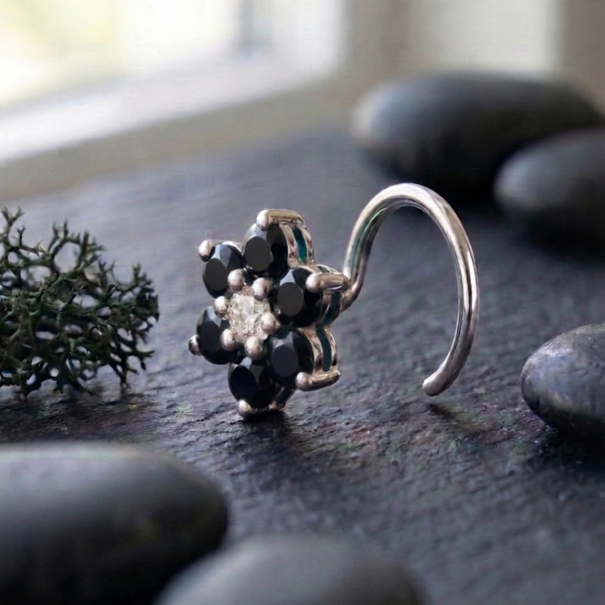 Midnight Daisy Nose Pin in 925 Sterling Silver