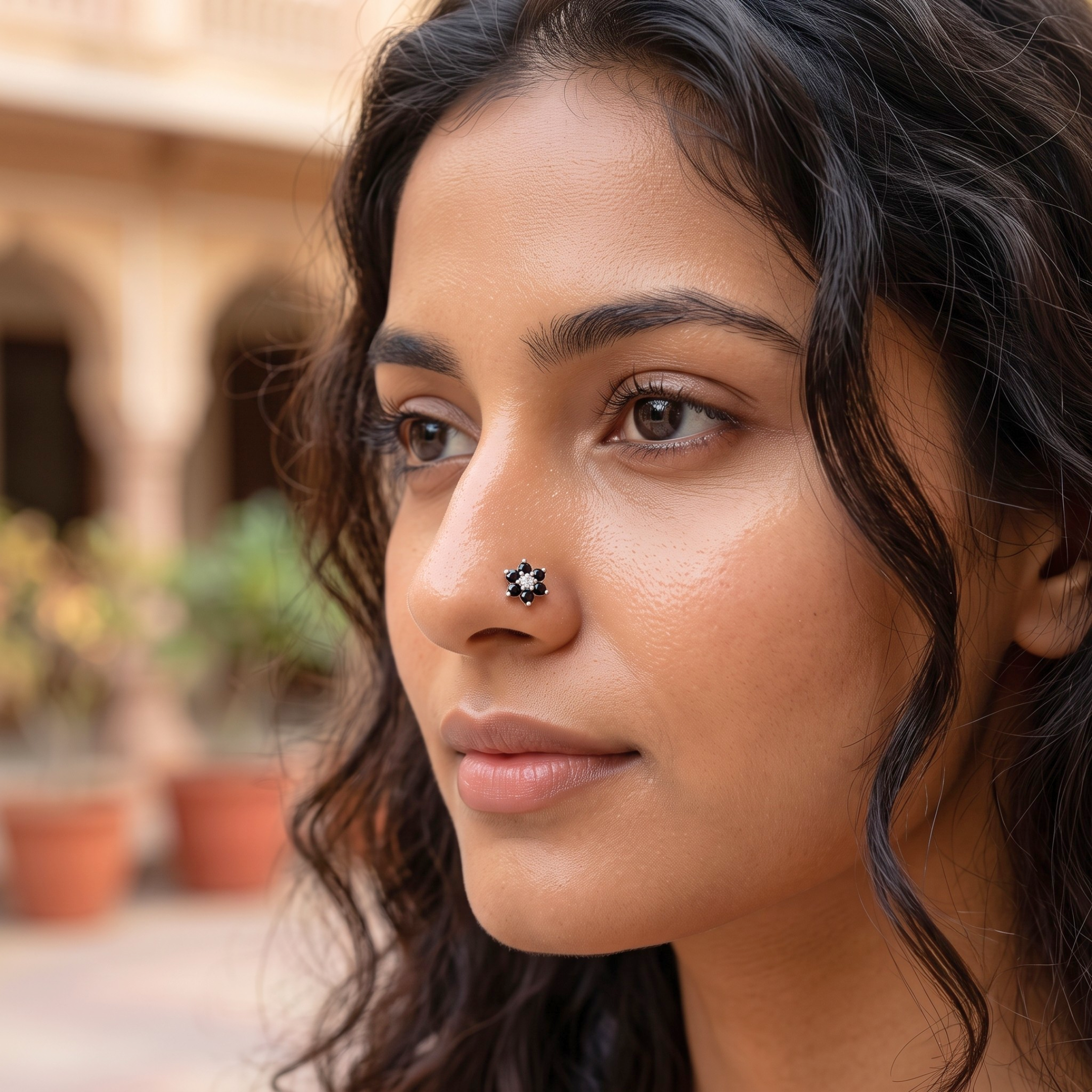 Midnight Daisy Nose Pin in 925 Sterling Silver