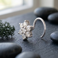 Classic Daisy Nose Pin in 925 Sterling Silver