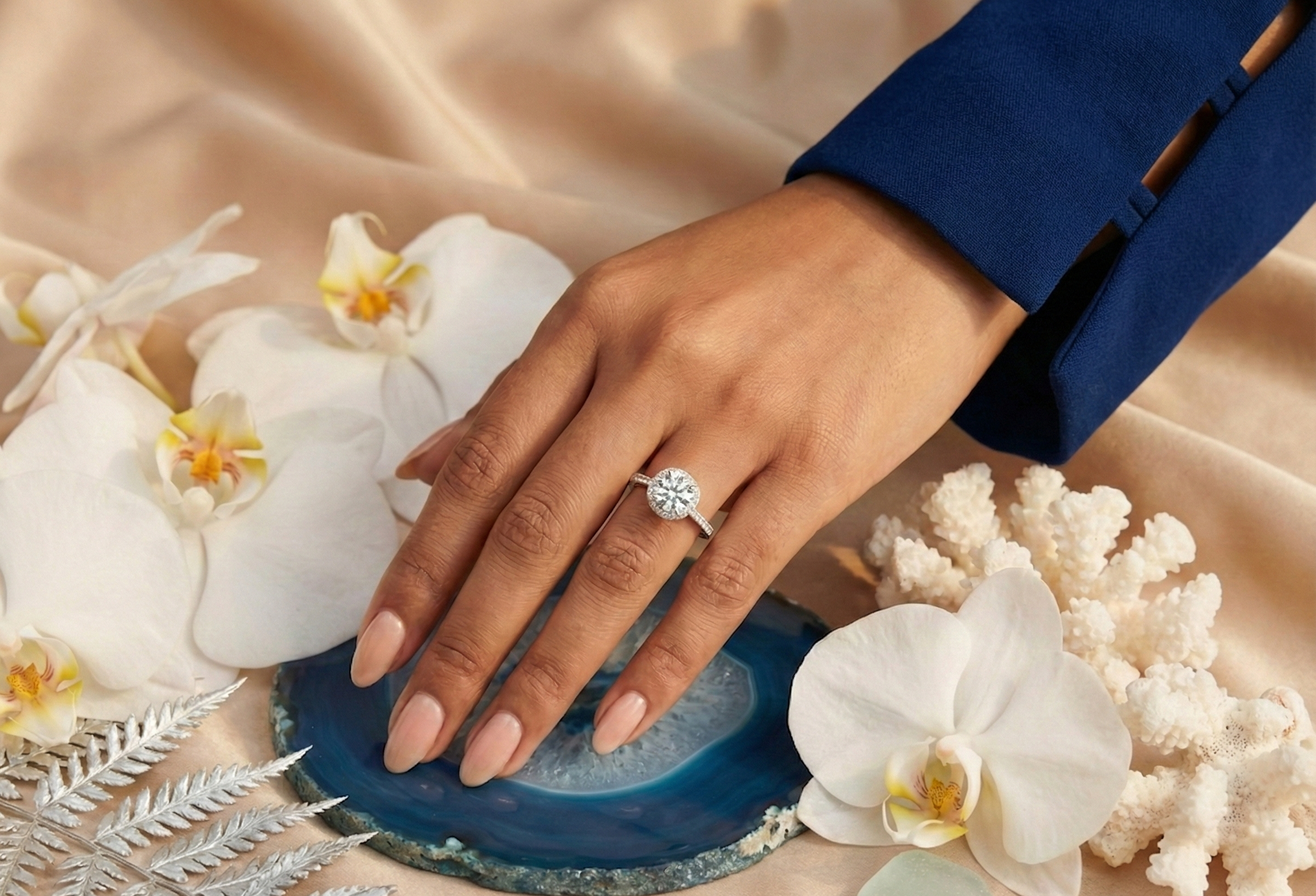 925 Sterling Silver Ethereal Solitaire Halo Adjustable Ring