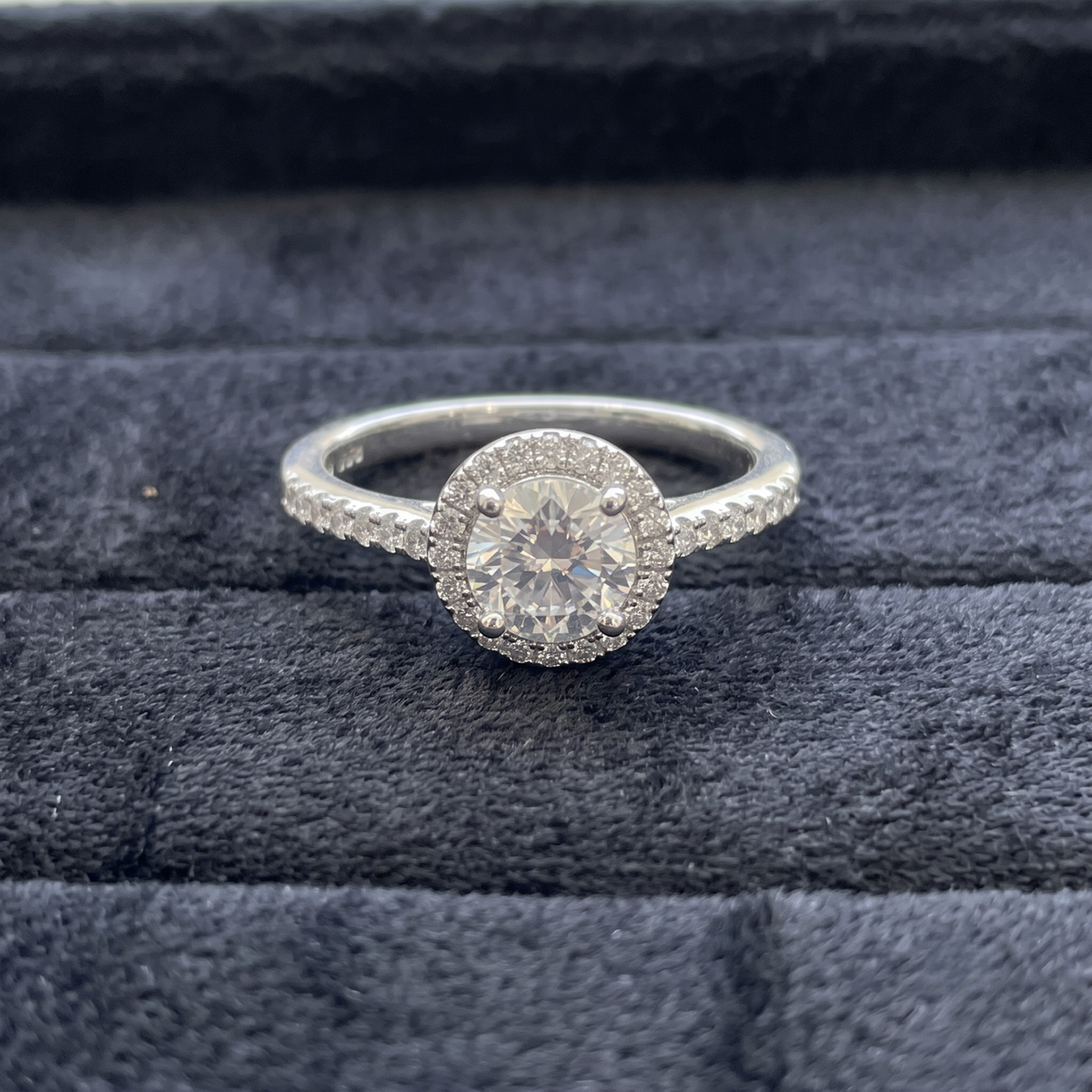 925 Sterling Silver Ethereal Solitaire Halo Ring