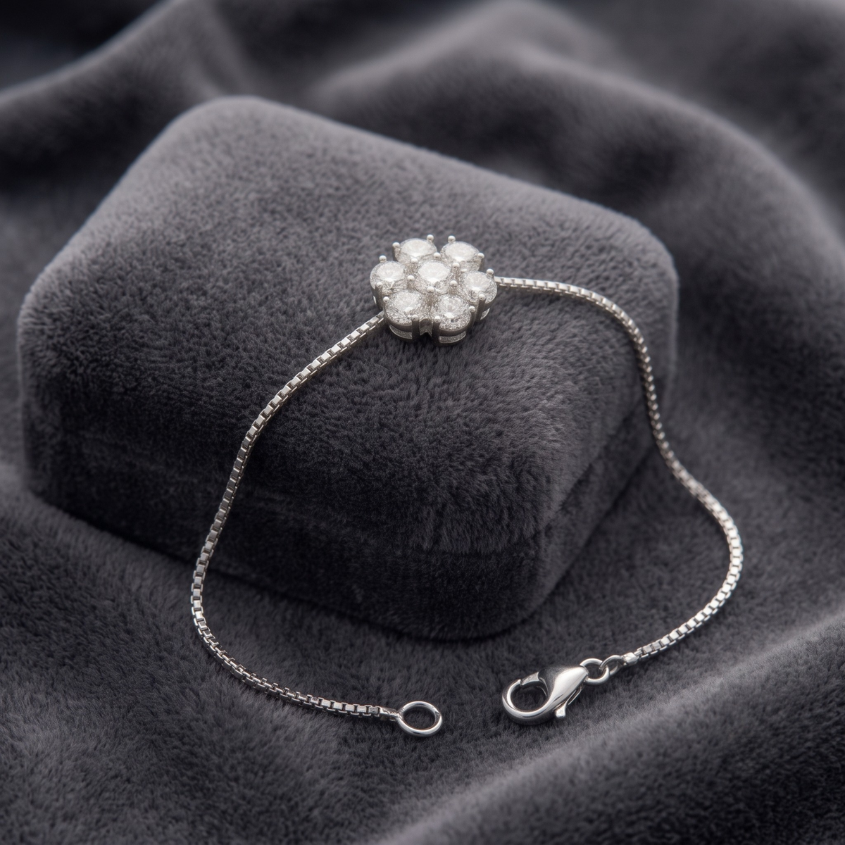 Floral Seven-Stone Adjustable Bracelet in 925 Sterling Silver