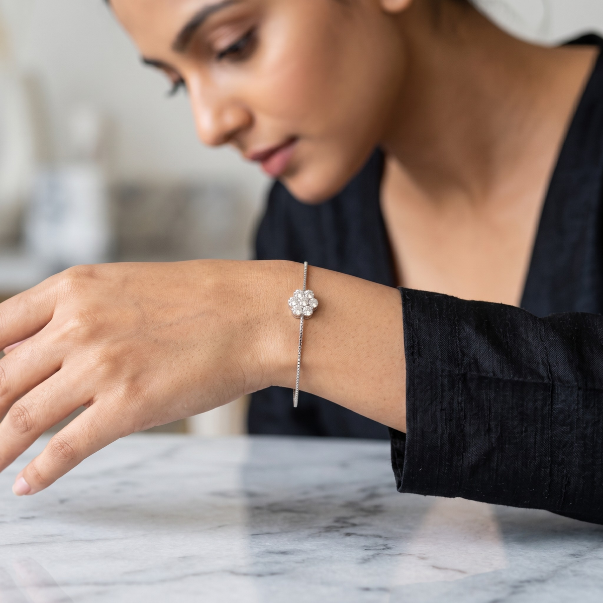 Floral Seven-Stone Adjustable Bracelet in 925 Sterling Silver