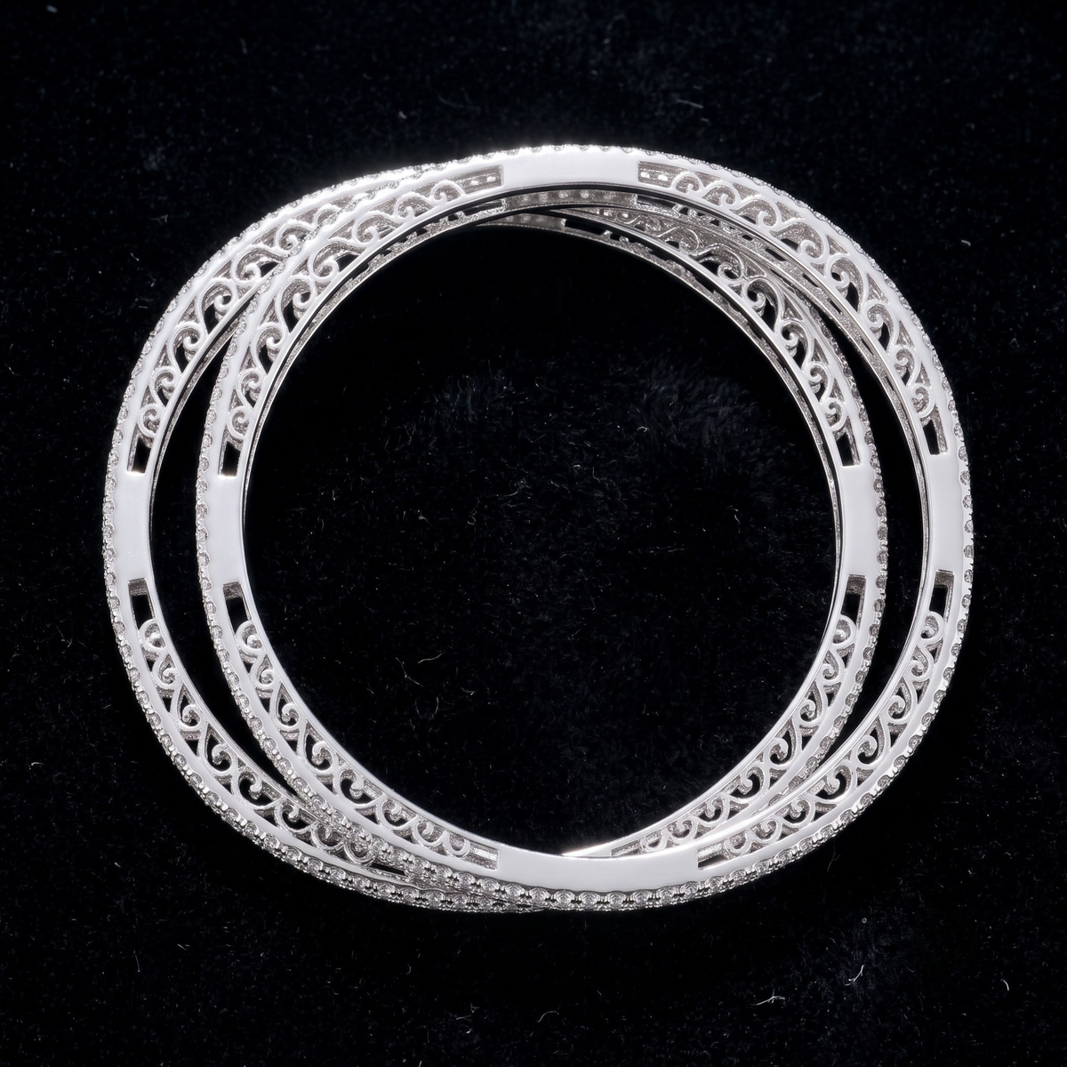Infinite Shimmer Geometric Bangle in 925 Sterling Silver