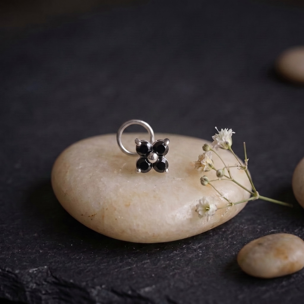 Midnight Quatrefoil Nose Pin in 925 Sterling Silver