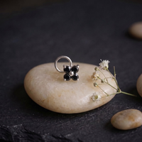 Midnight Quatrefoil Nose Pin in 925 Sterling Silver