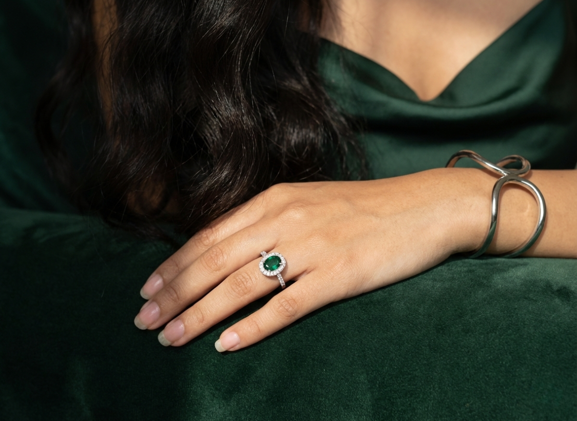 925 Sterling Silver Oval Emerald Halo Adjustable Ring