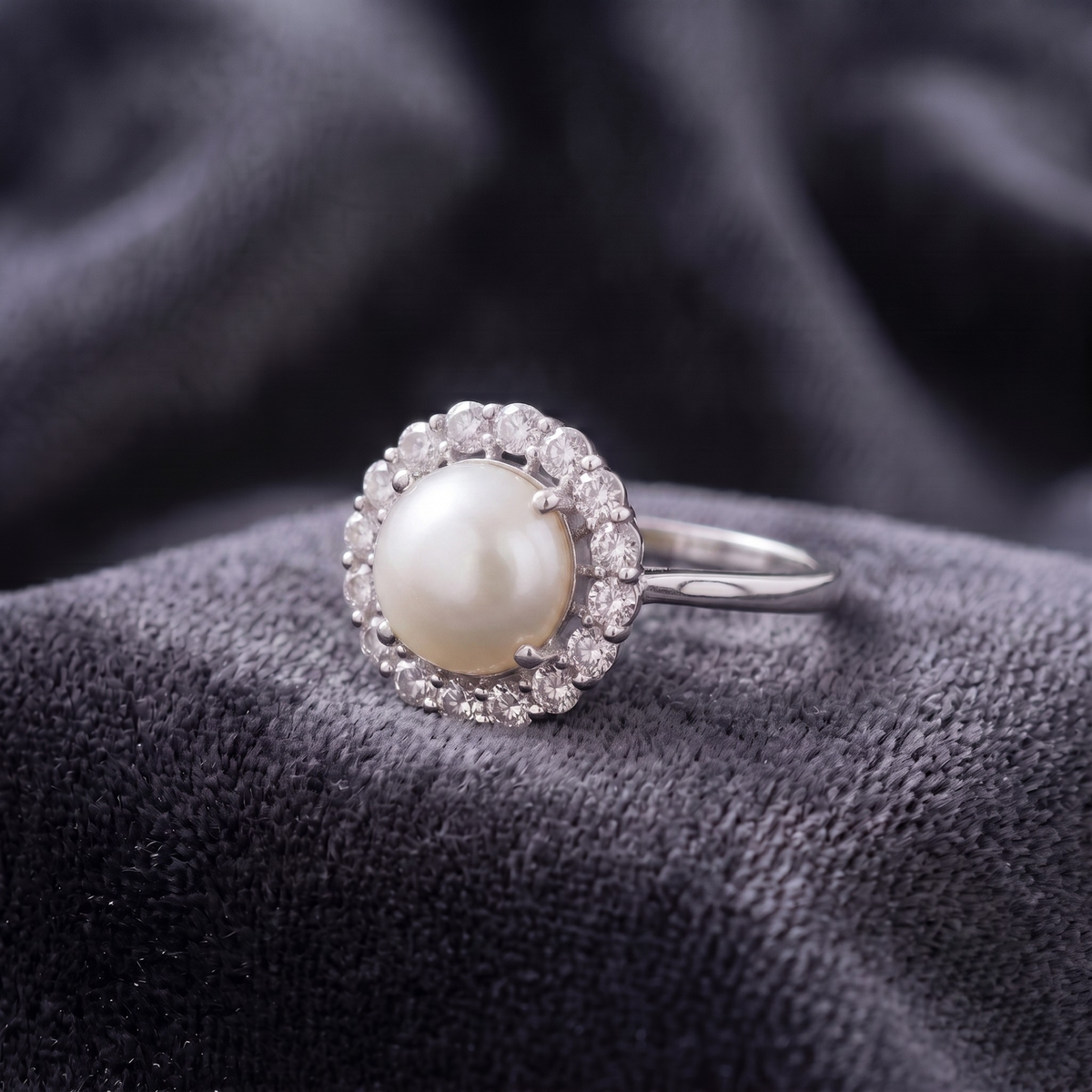 Classic Pearl Halo Statement Ring in 925 Sterling Silver