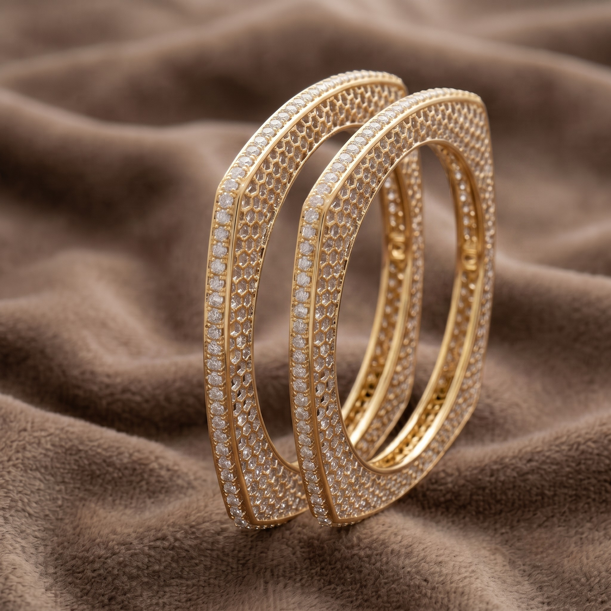 Quadrant Luxe Soft-Square Bangle in 925 Sterling Silver
