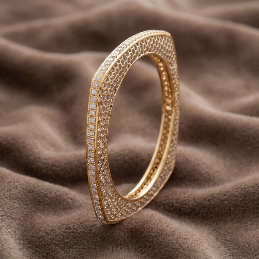 Quadrant Luxe Soft-Square Bangle in 925 Sterling Silver