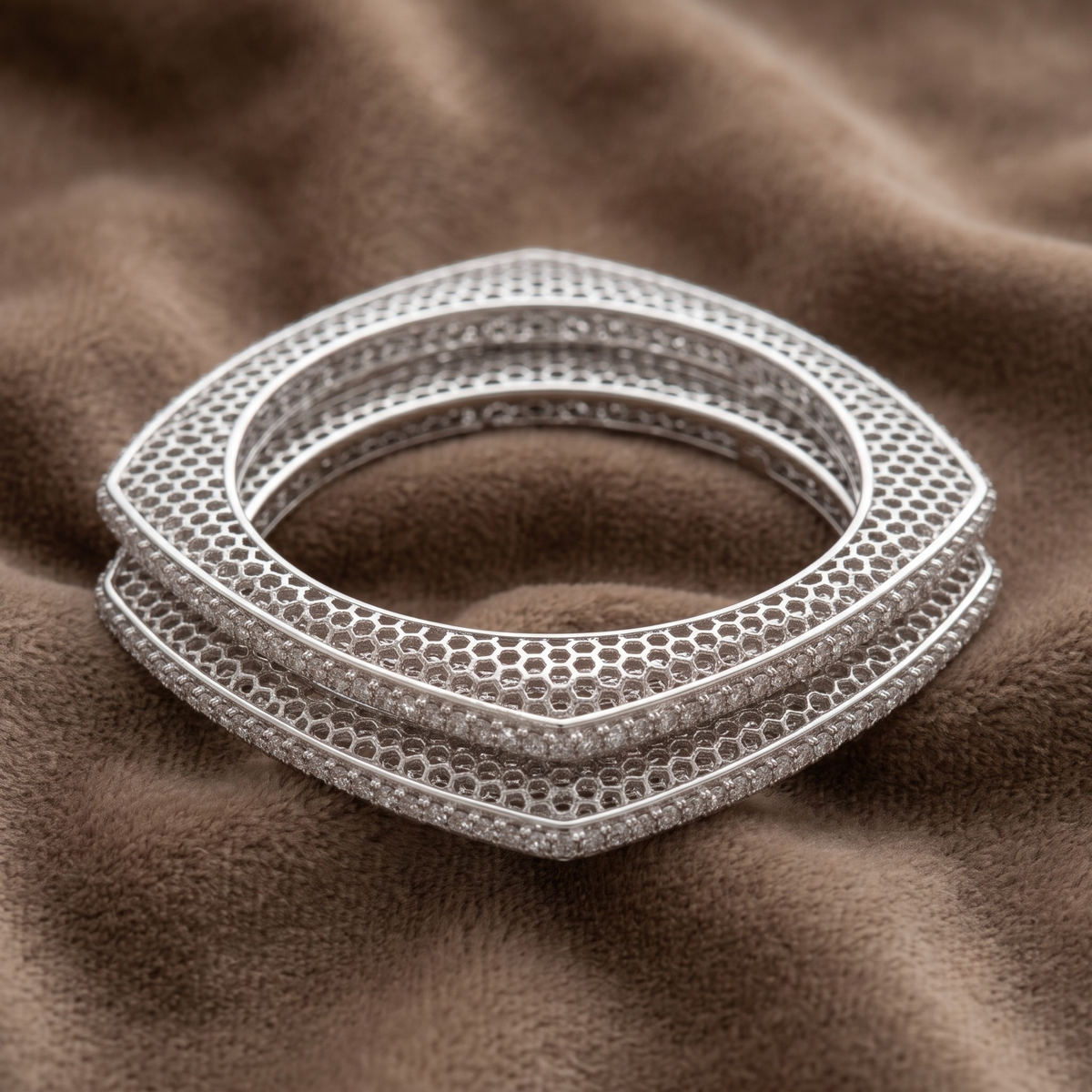 Quadrant Luxe Soft-Square Bangle in 925 Sterling Silver