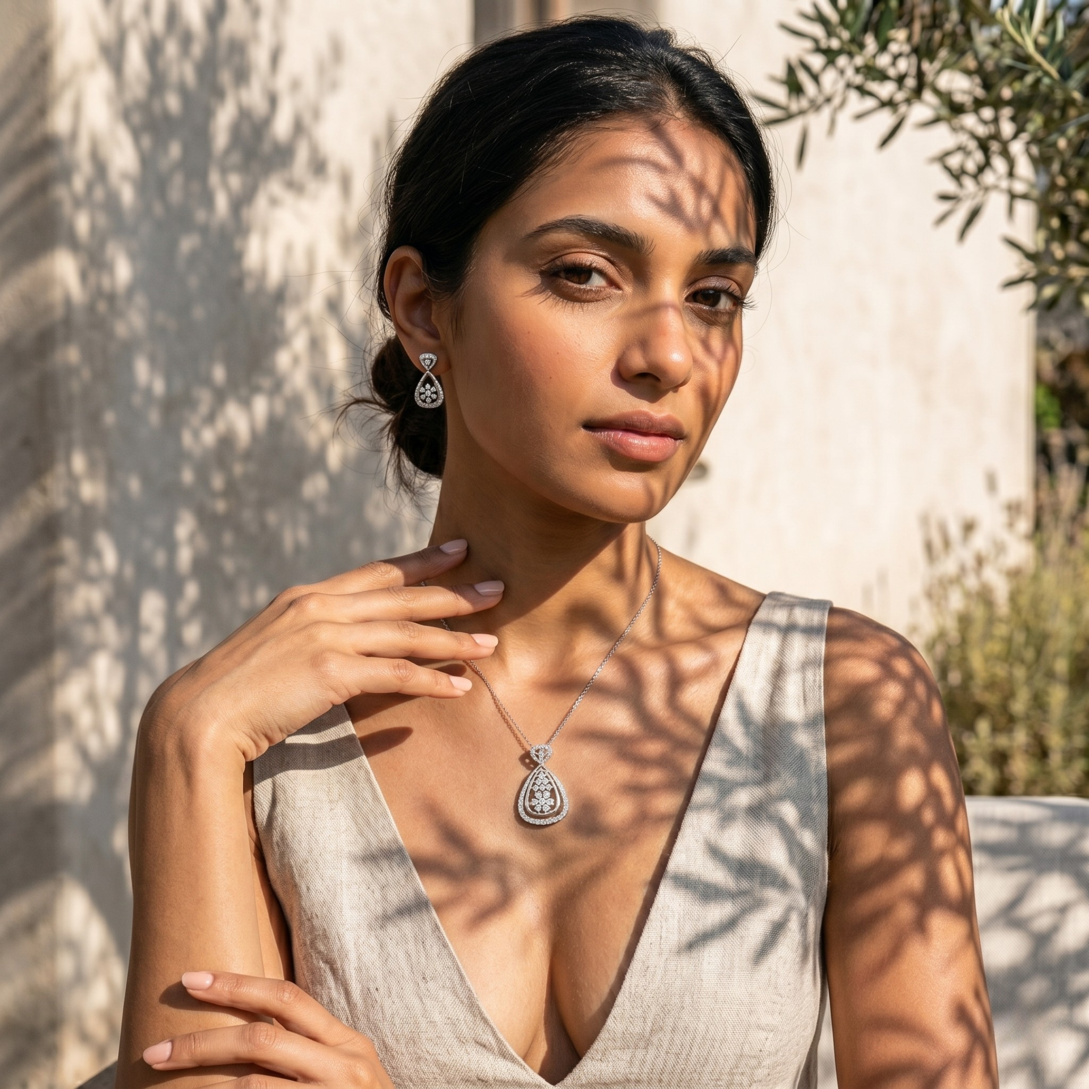 Teardrop Floral Pendant Set in 925 Sterling Silver